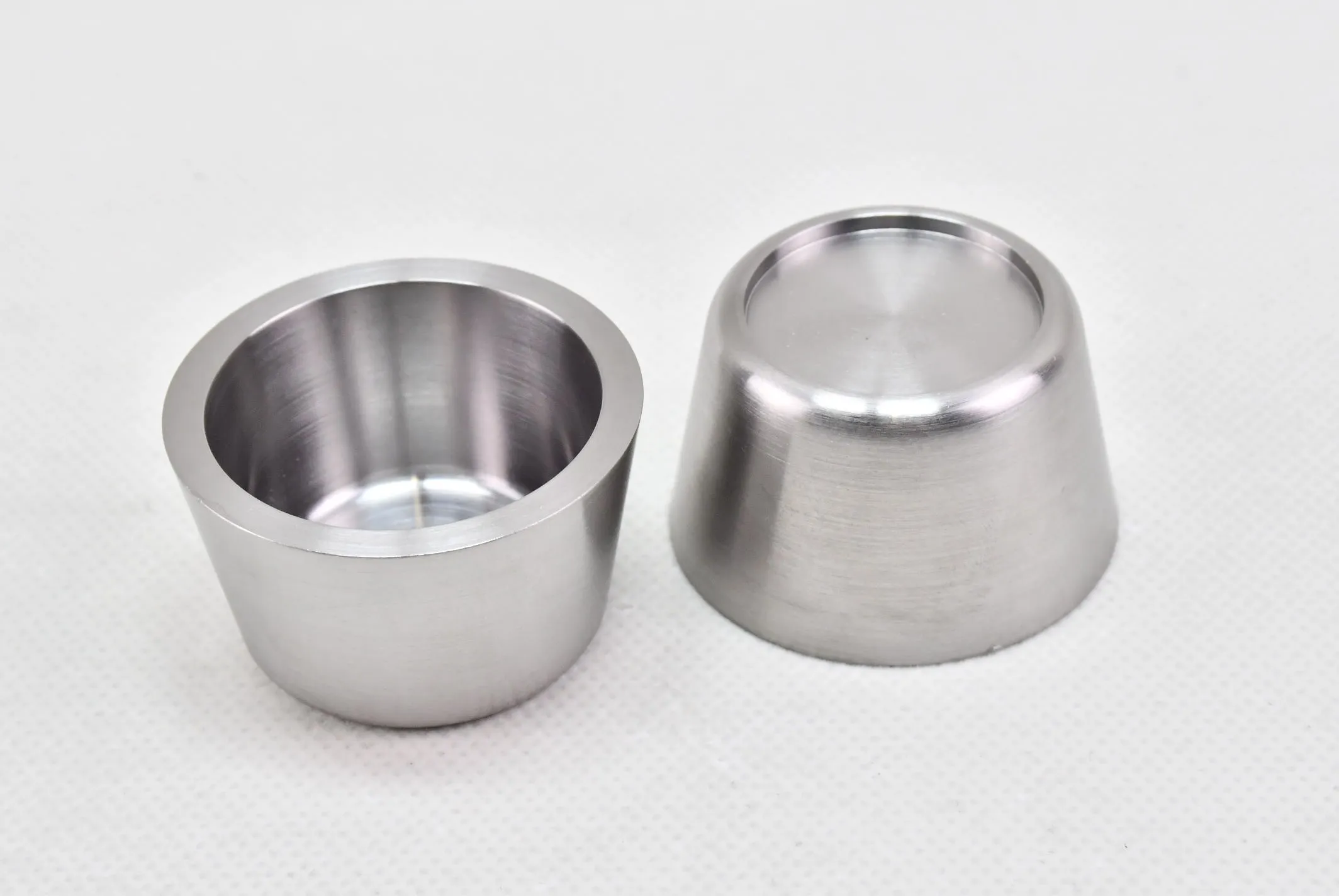Tungsten alloy crucible